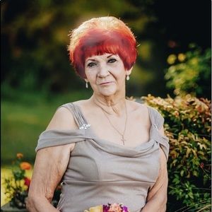 Meet your Posher, Beverly